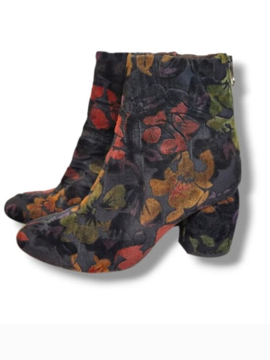 Anthropologie Shoes - Anthropologie Etham Velvet Floral Boots Women's Size EU 36 US 5.5/6